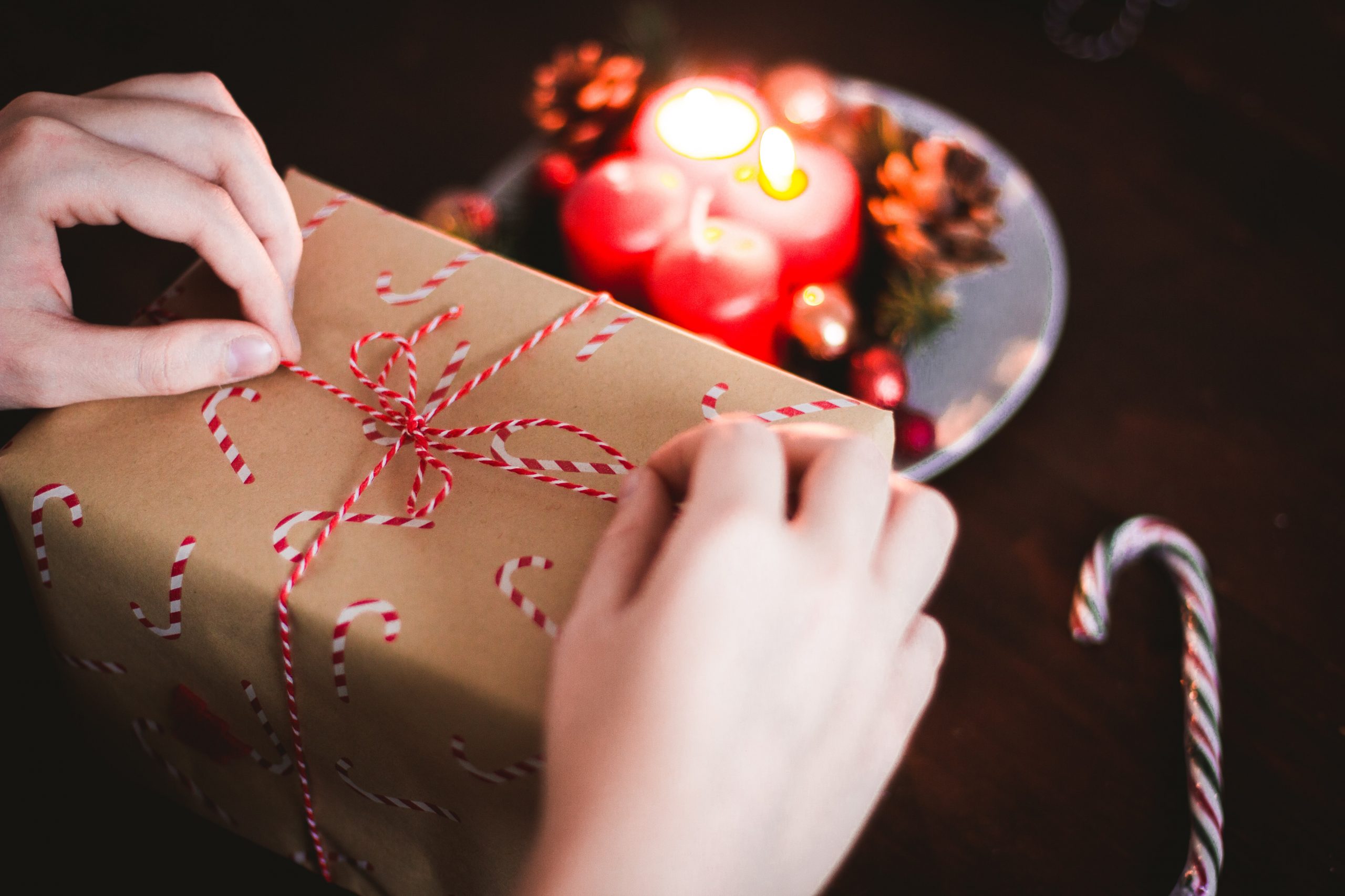 Read more about the article Miniclub – Adventspäckchen mit weihnachtlichen Überraschungen